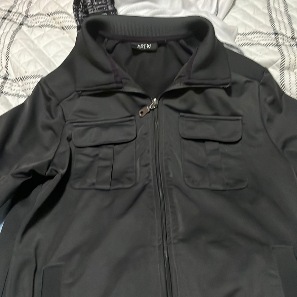 Size Medium